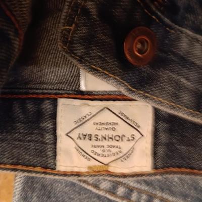 MENS SHORTS SIZE 36