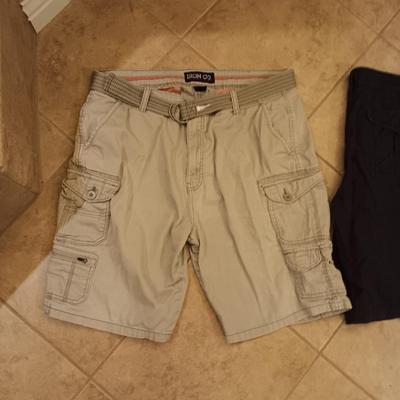 MENS SHORTS SIZE 36 AND LOUNGING PANTS SIZE LARGE