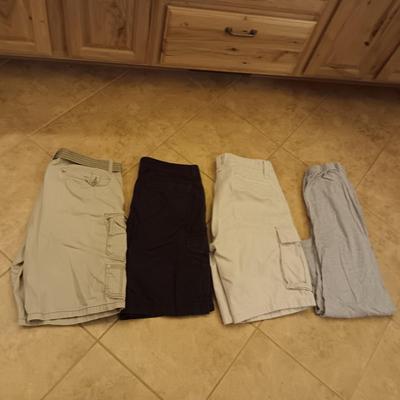 MENS SHORTS SIZE 36 AND LOUNGING PANTS SIZE LARGE