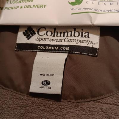 MENS COLUMBIA LINED COAT SIZE XL