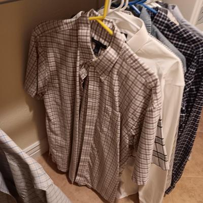MENS SHORT AND LONG SLEEVED BUTTON UP SHIRTS SIZE LARGE