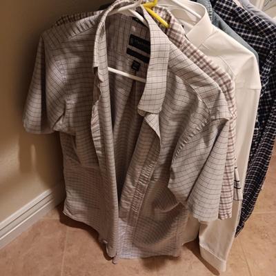 MENS SHORT AND LONG SLEEVED BUTTON UP SHIRTS SIZE LARGE