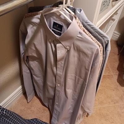MENS SHORT AND LONG SLEEVED BUTTON UP SHIRTS SIZE LARGE