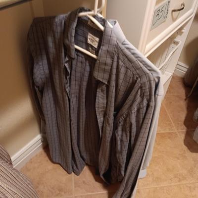 MENS SHORT AND LONG SLEEVED BUTTON UP SHIRTS SIZE LARGE