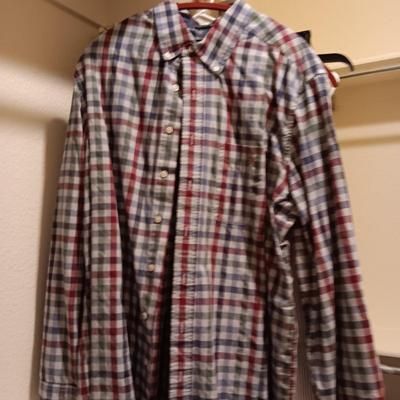 MENS SHORT AND LONG SLEEVE BUTTON UP SHIRTS SIZE LARGE