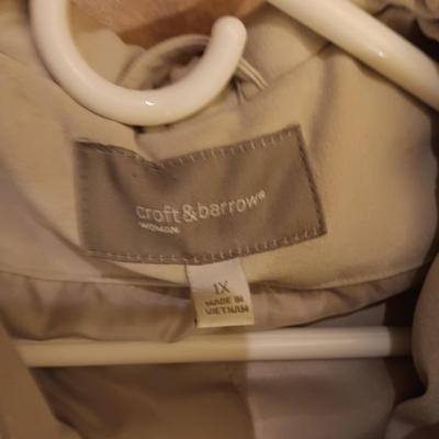 LADIES CROFT & BARROW WINTER COAT (1X), CABIN CREEK RAIN COAT (L) WINTER BOOTS (9) AND JEANS (12 & 14)