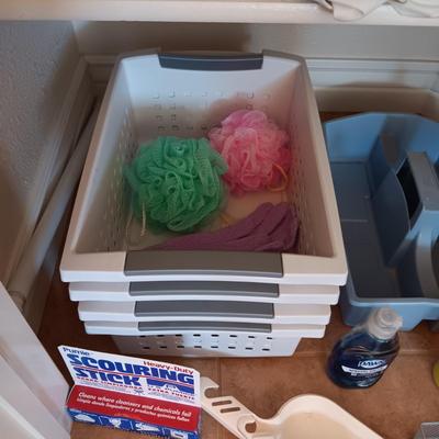 KING SIZE SHEETS AND PILLOWCASES, PLASTIC BASKETS AND MORE
