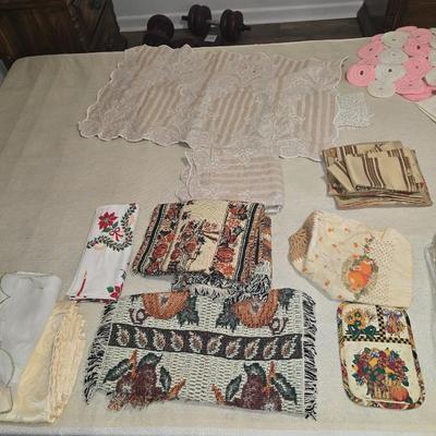 Holiday table runners, place mats and kitchen towels