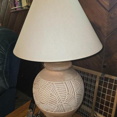 Table lamp
