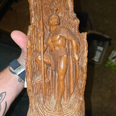 Hawaiian statue