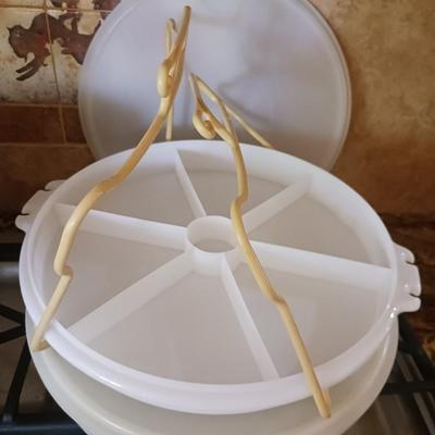 TUPPERWARE CONTAINERS