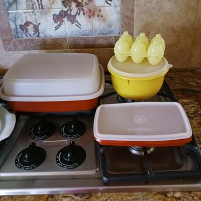 TUPPERWARE FOOD STORAGE CONTAINERS