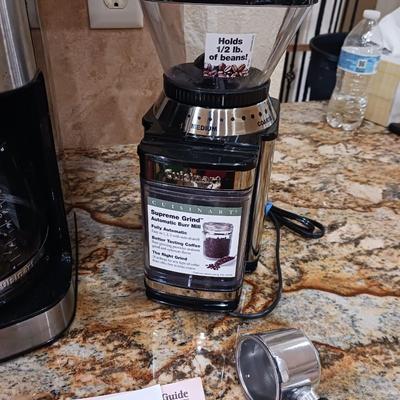 CUISINART SUPREME GRIND BURR MILL & CUISINART PROGRAMMABLE COFFEE MAKER
