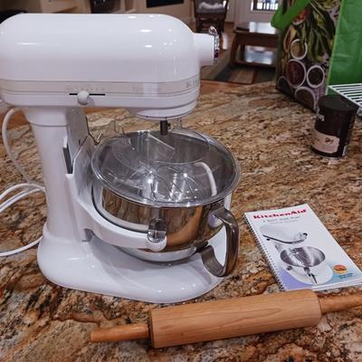 KITCHENAID STAND MIXER