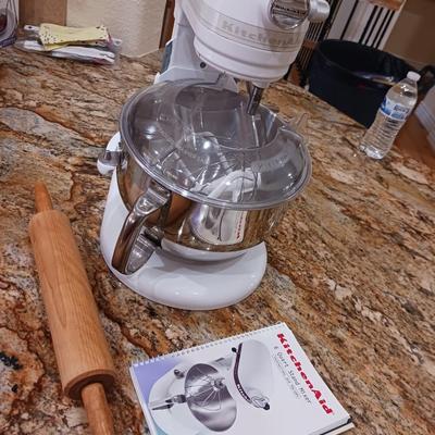 KITCHENAID STAND MIXER