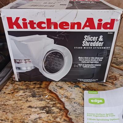 KITCHENAID SLICER & SHREDDER, LADLE CRADLE & VEGY SPIRALIZER