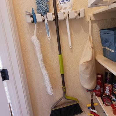 CLEANING TOOLS AND ORGANIZERS