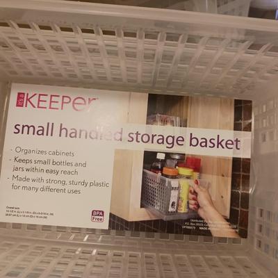 ORGANIZING ITEMS