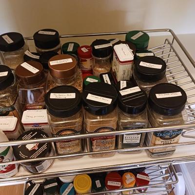 AN ASSORTMENT OF SPICES