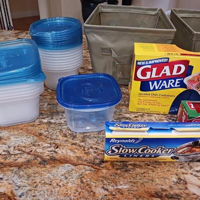 FOOD STORAGE CONTAINERS AND BAGS