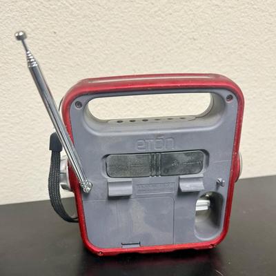 Hand Crank Emergency Radio