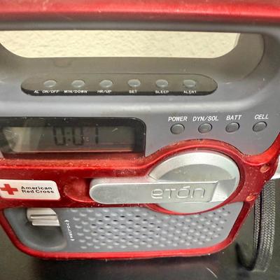 Hand Crank Emergency Radio