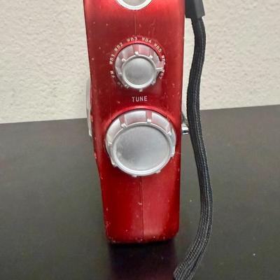 Hand Crank Emergency Radio
