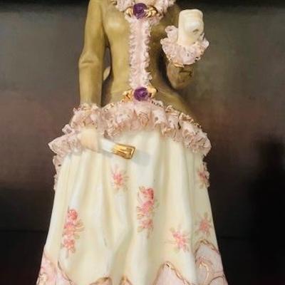 Sale Photo Thumbnail #143: Vintage Lefton Lady 