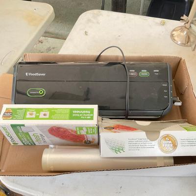 G367 Foodsaver With Foodsaver Heat Seal Bags
