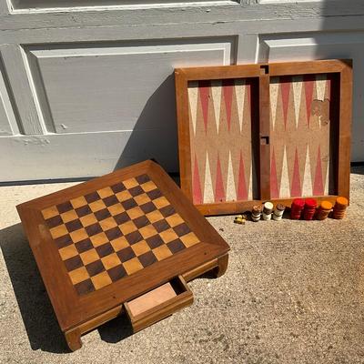 G381 Chess/Checkers & Back Gammon Board
