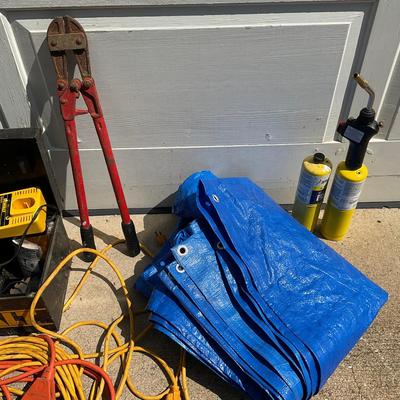 G383 Dewalt Trim Saw With Trap, Sledgehammer, Torch, Extension Cord