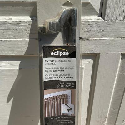 G389 CFRD Series Emerson Down Rod Extension Rods With Eclipse 28-48 Curtain Rod Holder
