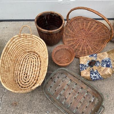 G401 Basket Lot