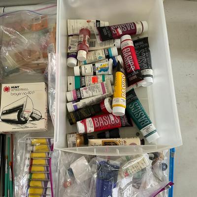 G403 Lot of Painting Supplies