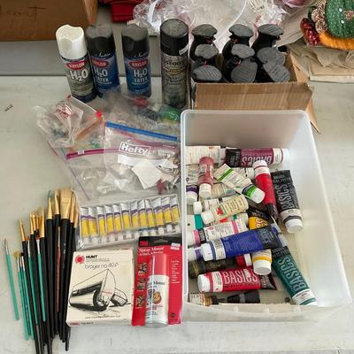 G403 Lot of Painting Supplies
