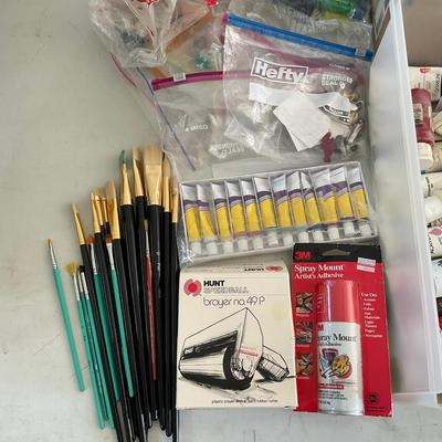 G403 Lot of Painting Supplies