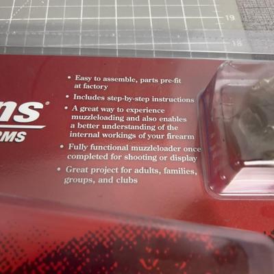 Sale Photo Thumbnail #41: New UNBUILT in Original Package. Appears to be complete. 