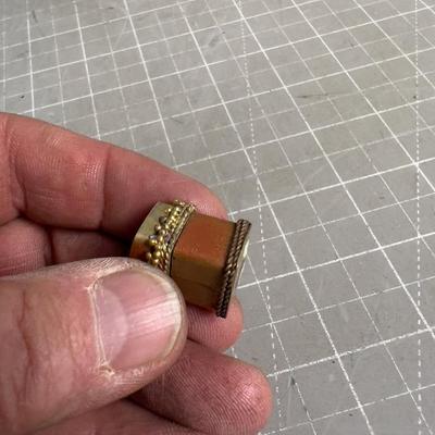Sale Photo Thumbnail #134: Wow! NEAT! Tiny! 