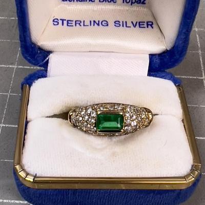 Sale Photo Thumbnail #290: Size 9 VERY PRETTY Small Diamonds.? Probably. 