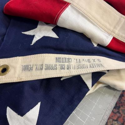 Sale Photo Thumbnail #590: 5 X 9-1/2 Sewn Appliques. Used. 50 Stars. Nicer than usual. 