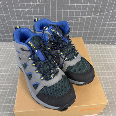 Sale Photo Thumbnail #668: NEW Size 2 BOYS NEW 