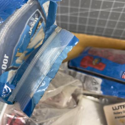 Sale Photo Thumbnail #682: Used and new  