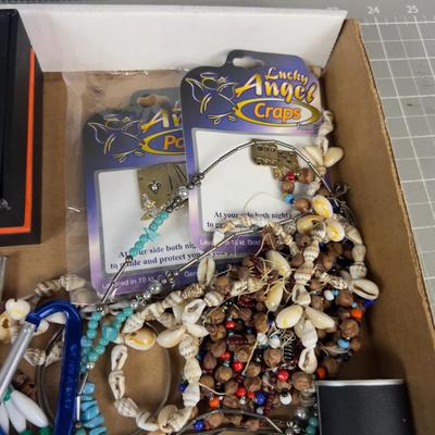 Sale Photo Thumbnail #844: Mixed Lot. Use. Wearable. 