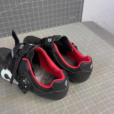 Sale Photo Thumbnail #915: Men's Size 44 EU, Used. Good Condition.. 