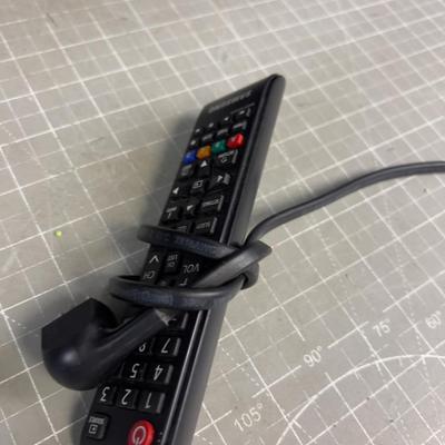 Sale Photo Thumbnail #1005: Used. USABLE! Has Remote. 