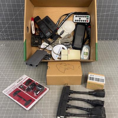 Sale Photo Thumbnail #1057: New and Used. Usable Stuff. 