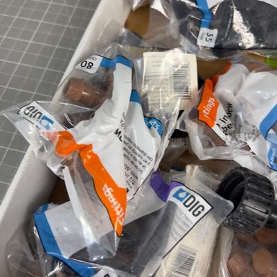 Sale Photo Thumbnail #1072: New and Used. Usable Stuff. 