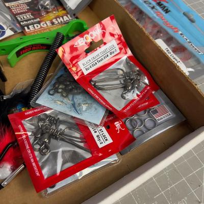 Sale Photo Thumbnail #1135: Looks to be all new! 