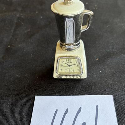 Fans Miniature Blender Clock