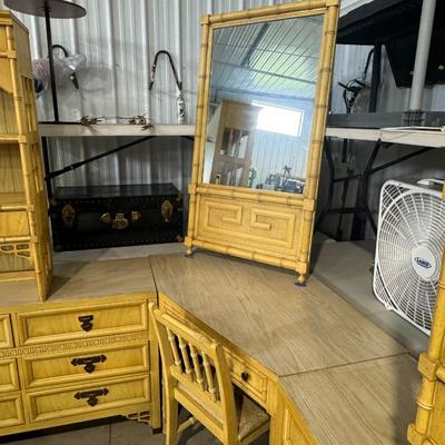 DIXIE SHANGRI-LA 9 piece Bedroom Set